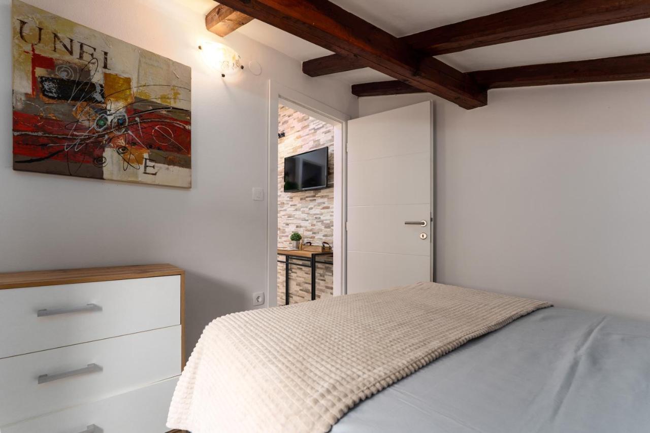 Relax In 2 Bedroom App In Old Town W/ac And Wifi Apartment Rovinj